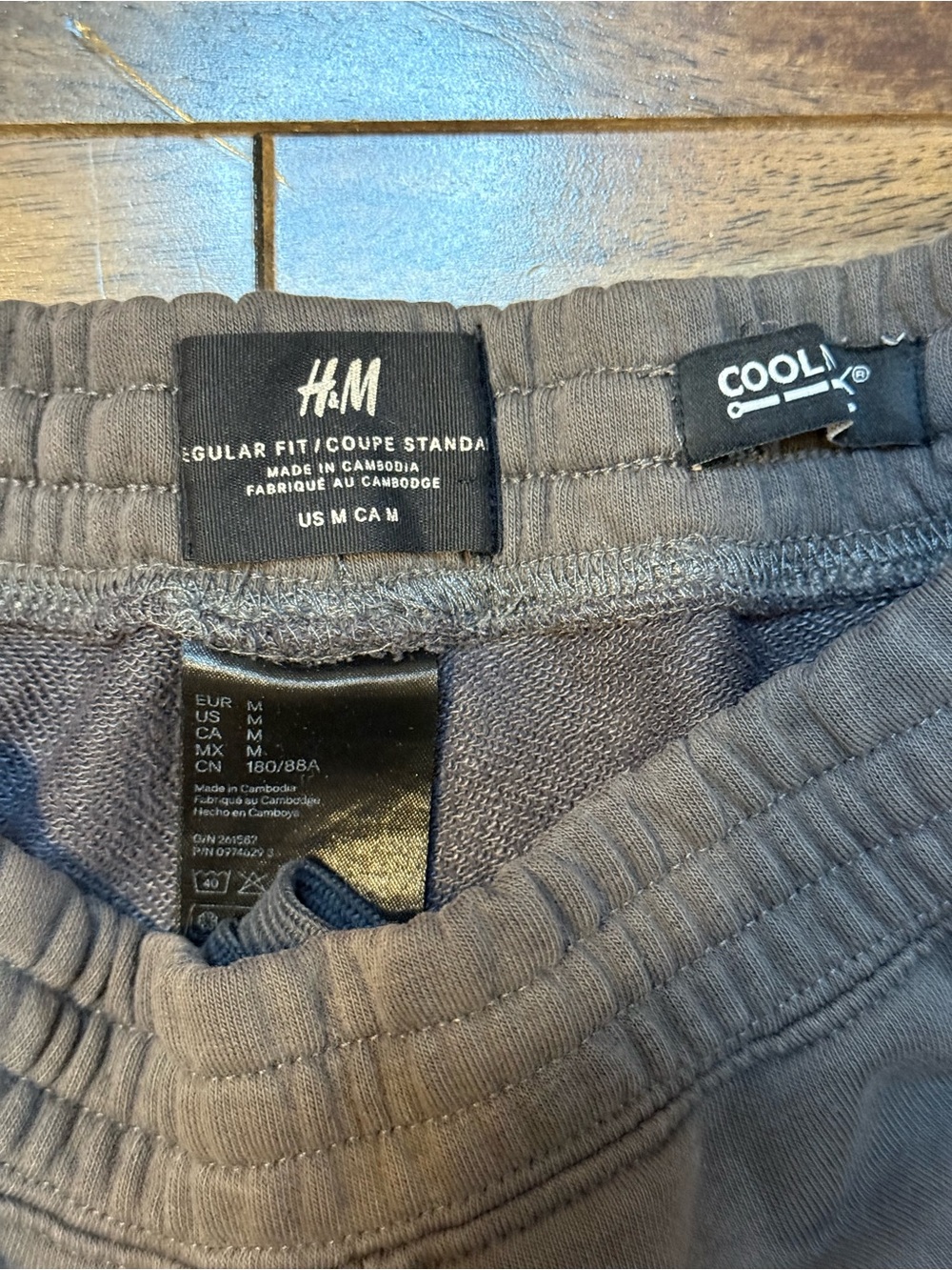 H&M Men's Charcoal Athletic Cotton-Blend Shorts - Picture 2 of 3